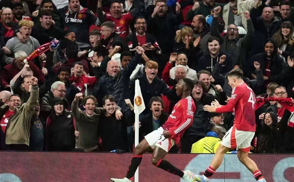 关于阿贾克斯遭遇惊吓,晋级希望蒙上阴影的信息 关于阿贾克斯遭遇惊吓,晋级希望蒙上阴影的信息