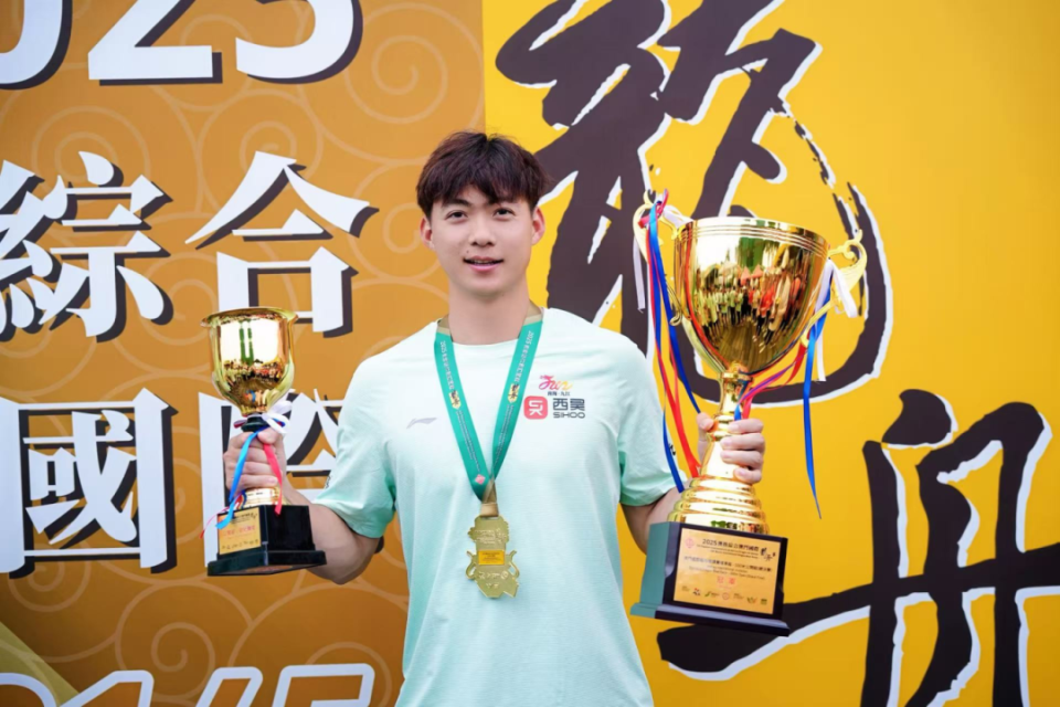 体育健儿再超水准,斩获金牌