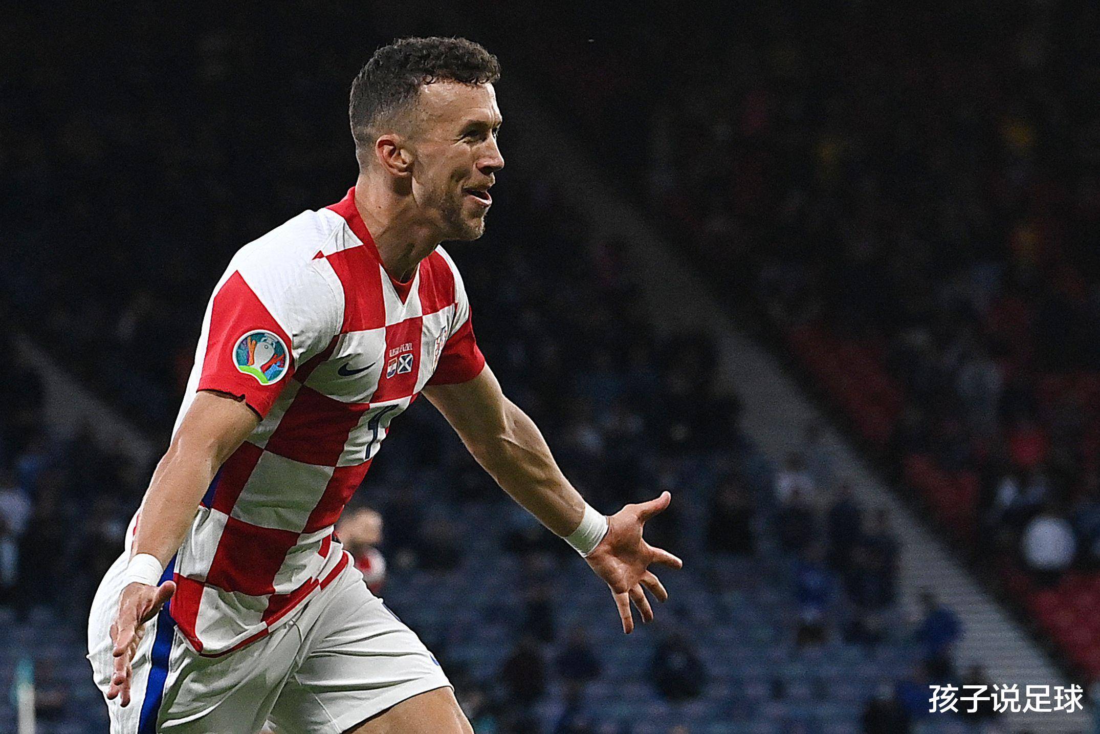 卡里亚里门将表现出色，短时间内拦截多次射门的简单介绍