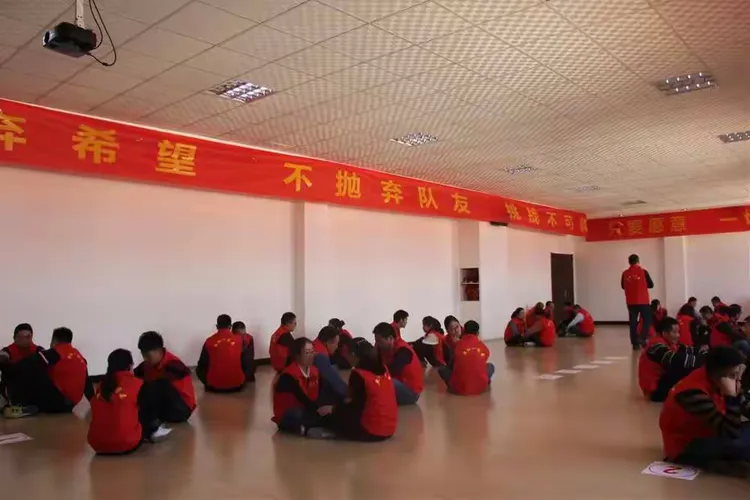 四川队全力以赴,彰显团队凝聚力 四川队全力以赴,彰显团队凝聚力