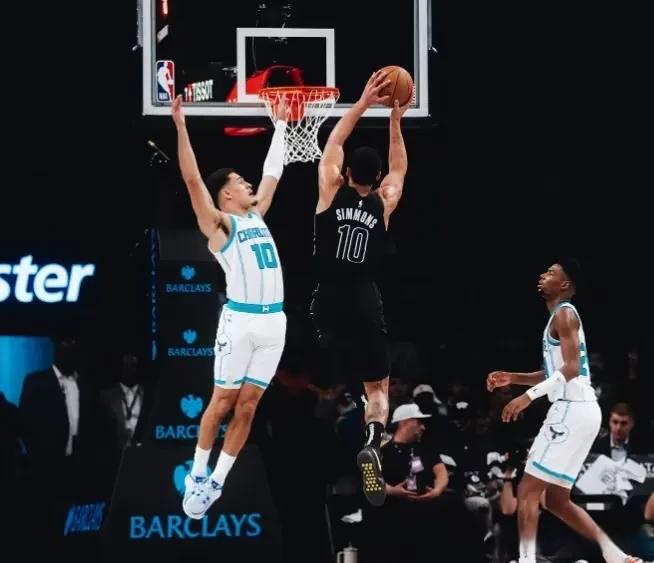 篮网击败黄蜂，继续保持领先