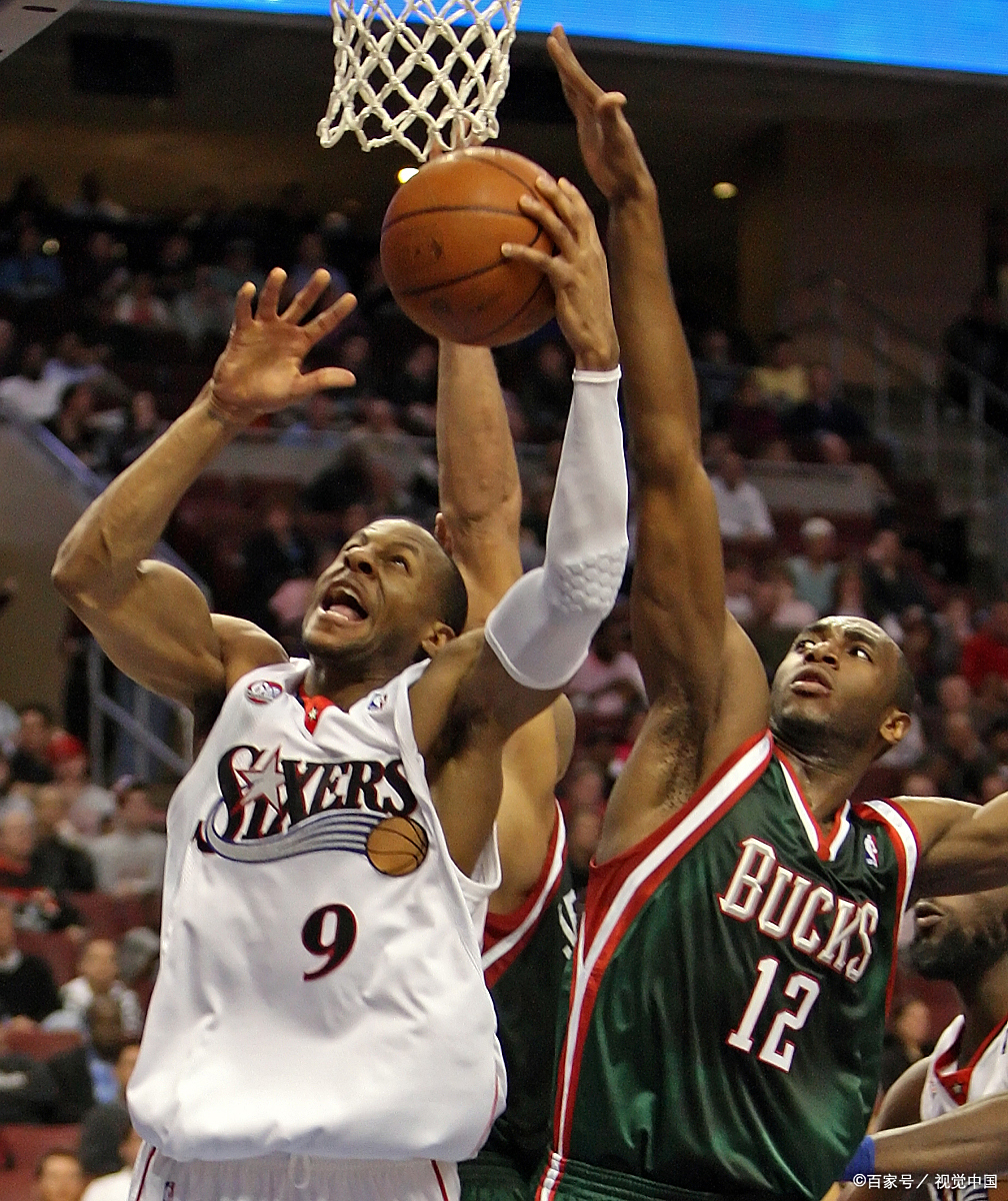 篮网客场轻取活塞,继续领跑东部 篮网客场轻取活塞,继续领跑东部